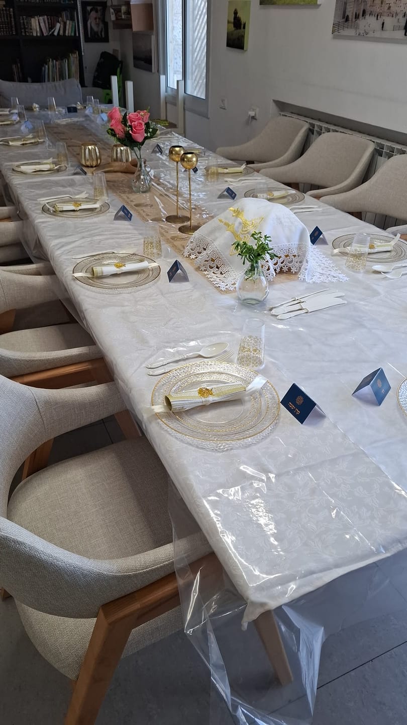 Customer photo review of SIGAL מפת שולחן - CREAM