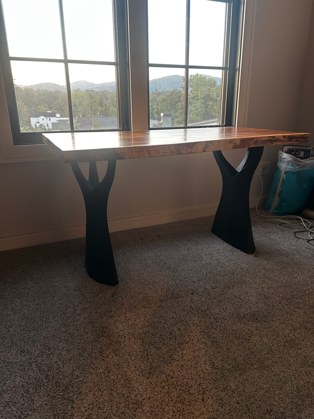 Customer photo review of Metal Table Legs 413 | 451 Ramo 28.2" H for DIY Projects (Only 1 Leg)