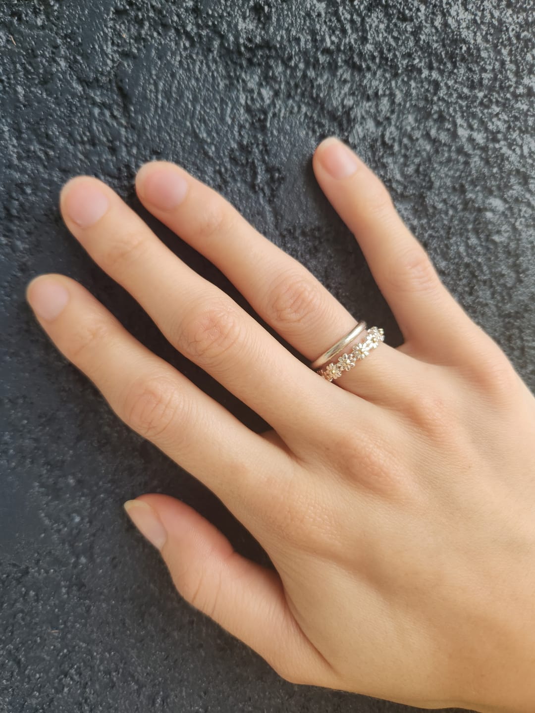 Customer photo review of Love From Mom-I Think About You Every Daisy Ring
