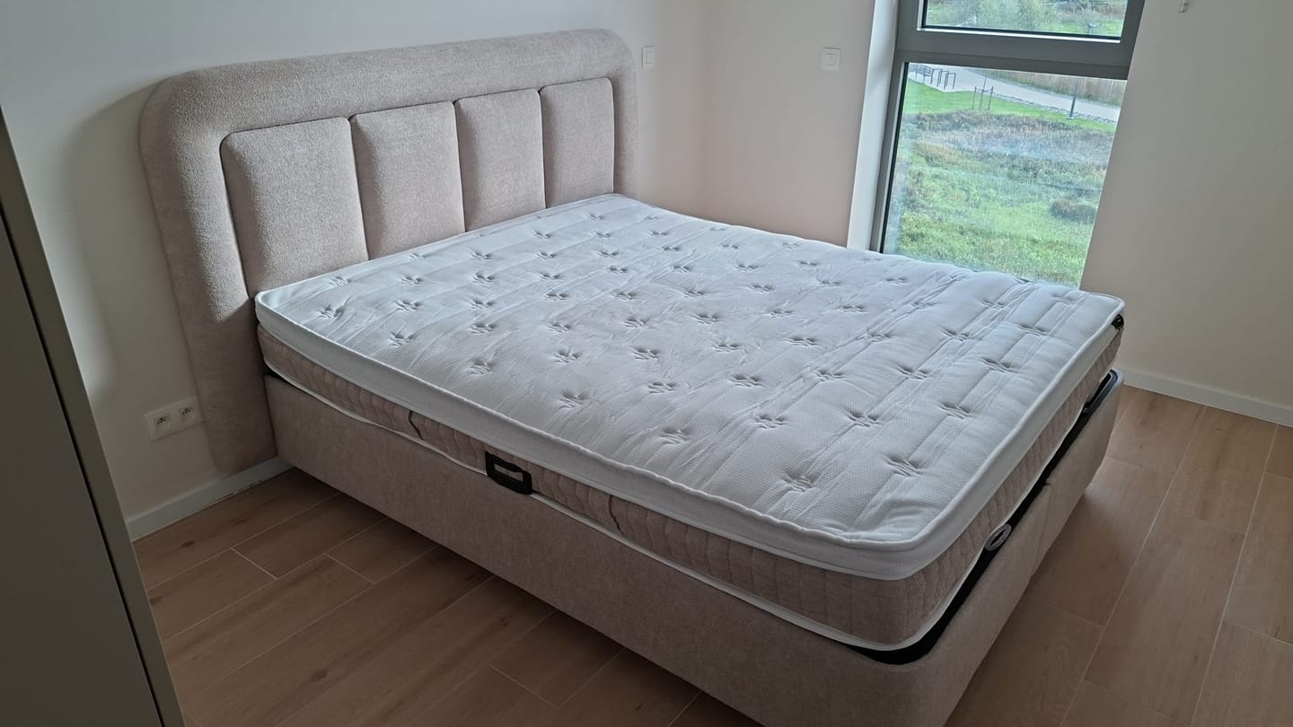 Customer photo review of Boxspring met opbergruimte Velar