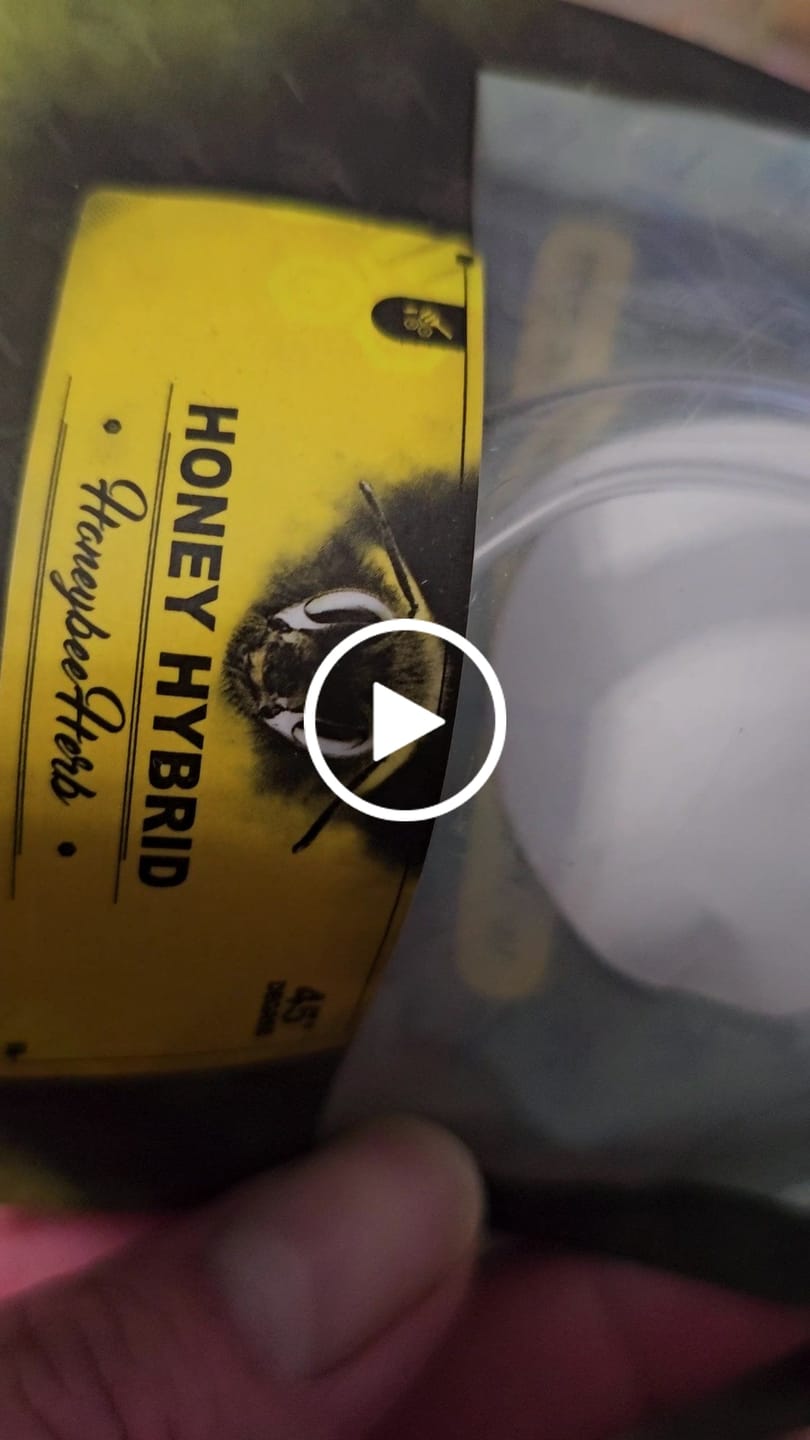 Customer video review of HONEY HYBRID QUARTZ BANGER - 45° DEGREE | BL