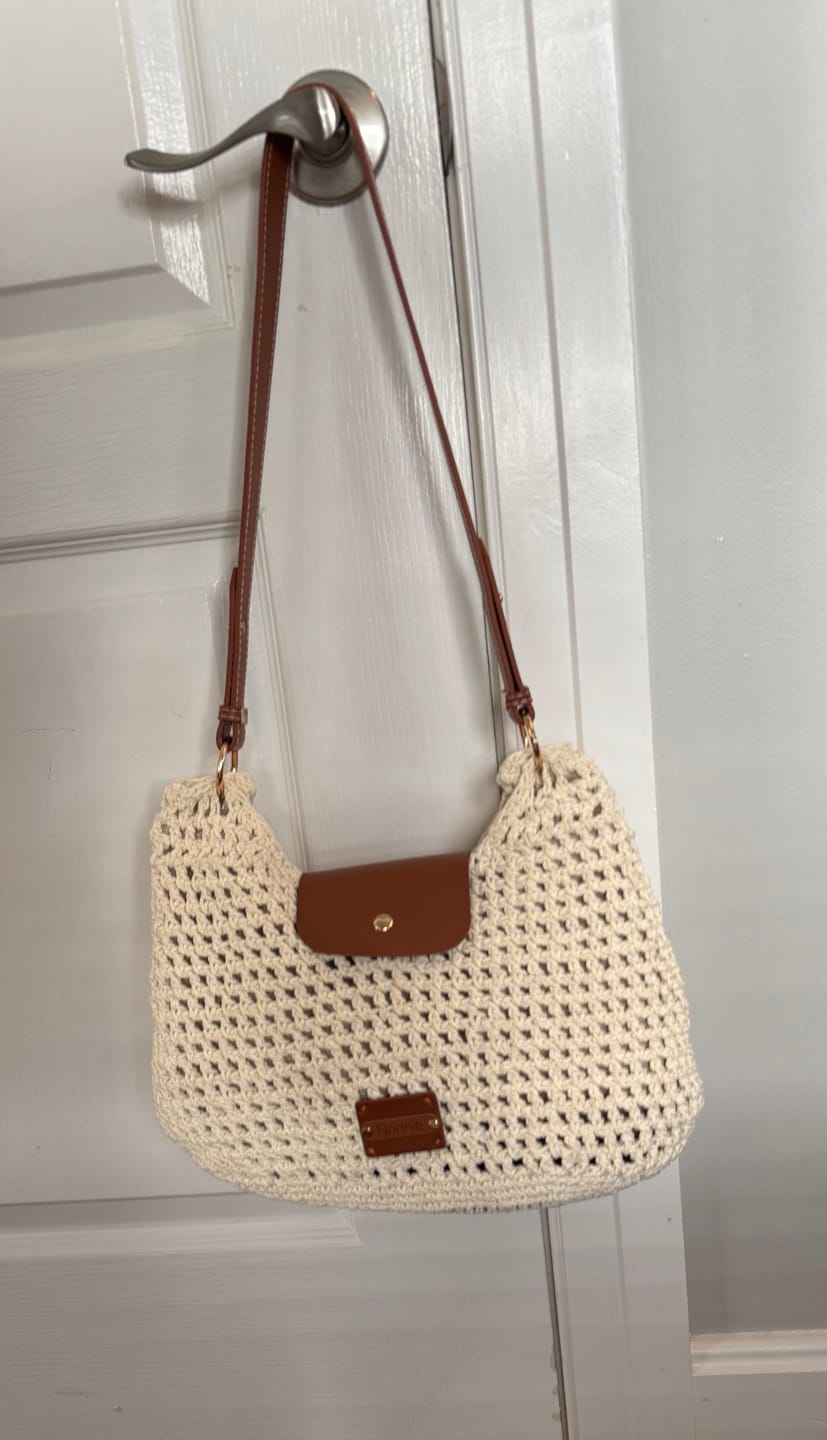 Customer photo review of Sunny Weekend Hobo Crochet Kit