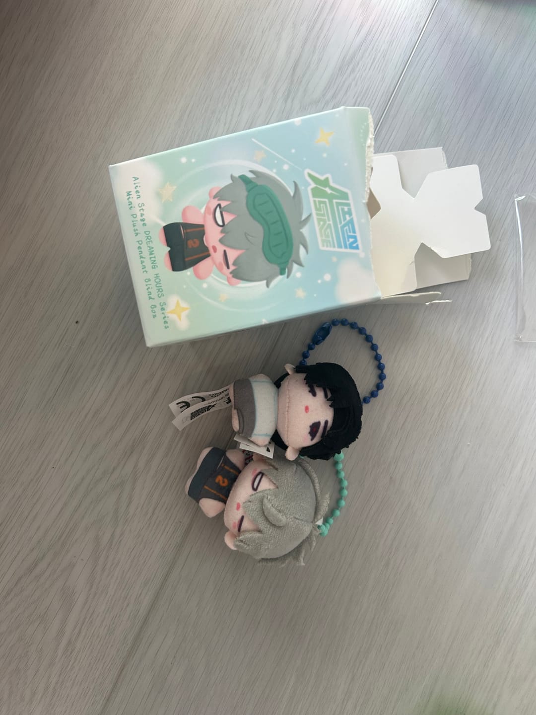 Customer photo review of 【Pre-Order】Alien Stage - 4th Anniversary - Dreaming Hours Series -  Mini Plush Pendant Blind Box