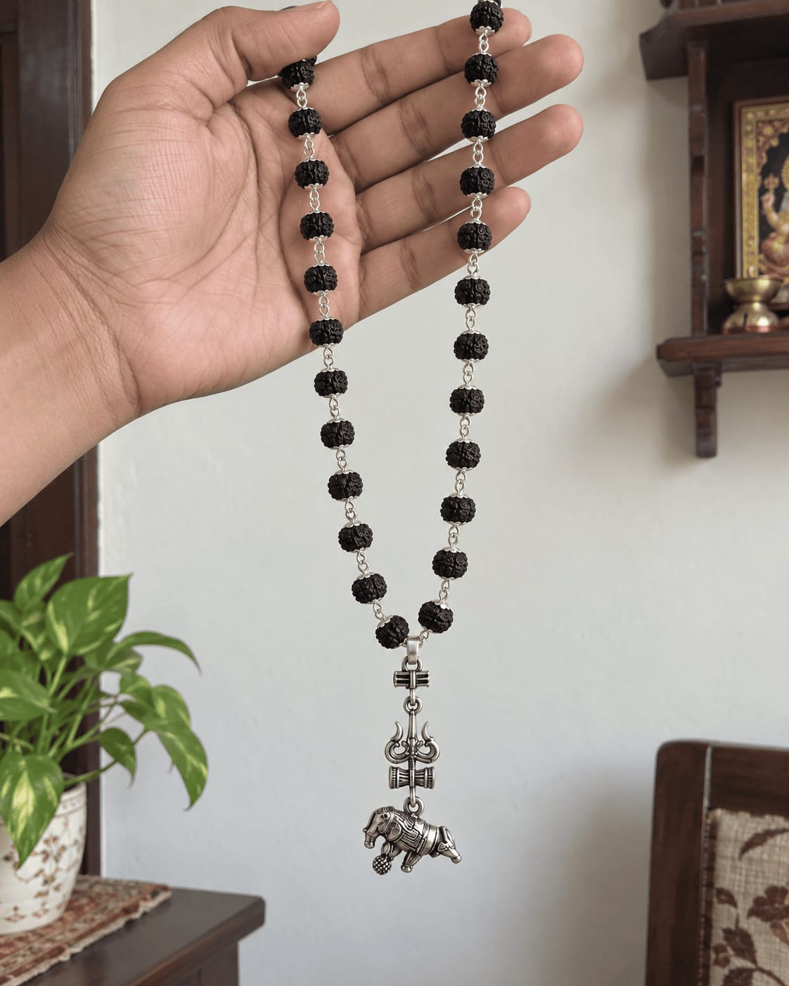 Customer photo review of Original Silver-Plated Karungali Mala with Shiv Trishul Nandi Pendant