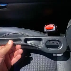Customer photo review of Organizzatore Auto Antisgocciolamento per Spazi Tra Sedili