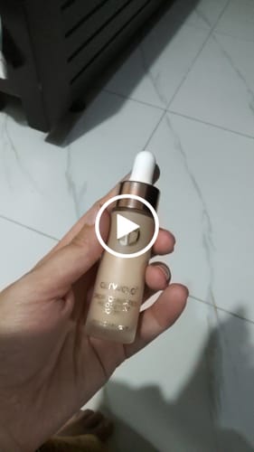 Customer video review of O.TWO.O LIQUID DROP FOUNDATION