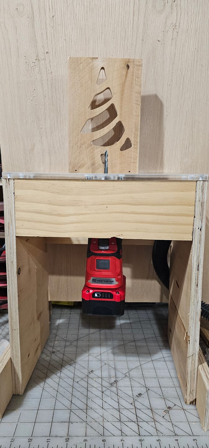 Customer photo review of Craftsman V20 (CMCW400B) Palm/Trim Router Table Plate