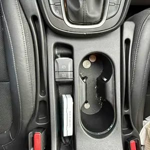 Customer photo review of Organizzatore Auto Antisgocciolamento per Spazi Tra Sedili