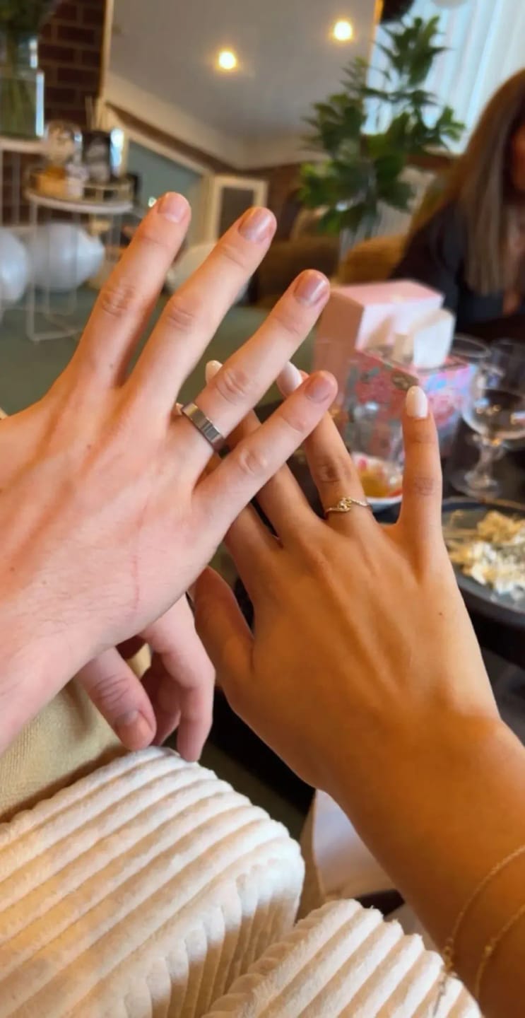 Customer photo review of Silver Minimalistic Band Ring 5MM
