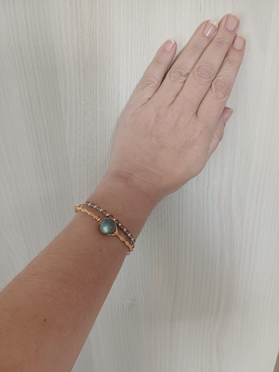 Customer photo review of Armband Mondstein Mond – Heilung & Liebe