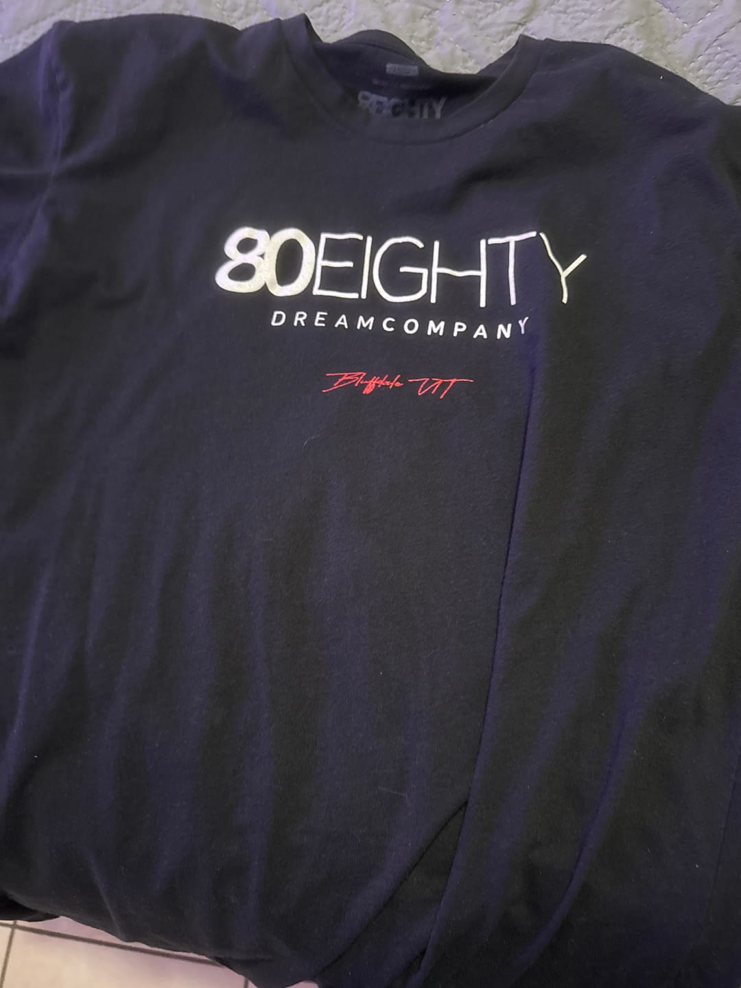 Customer photo review of 80Eighty® Tech Shirt
