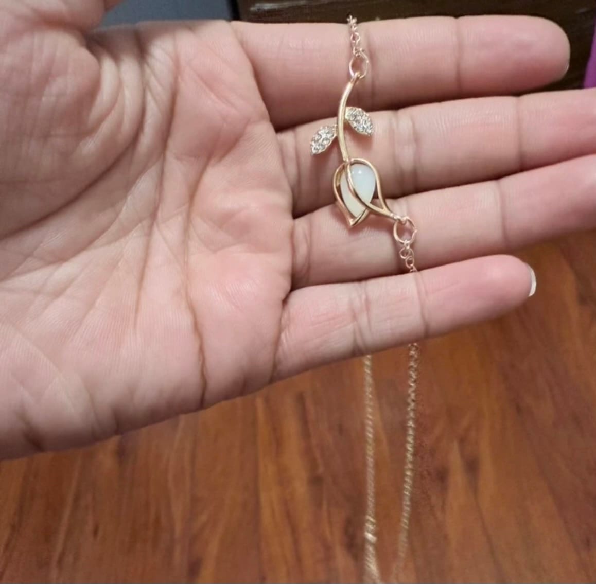 Customer photo review of Tulia Necklace
