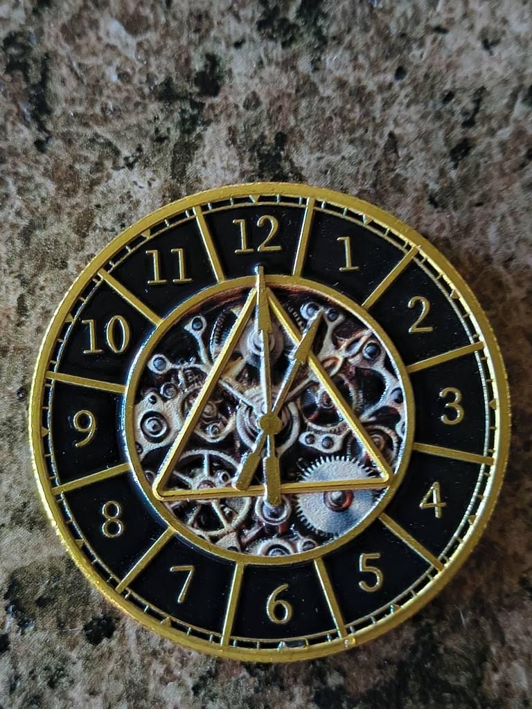 Customer photo review of Clock & Gear Design 12 Steps Sobriety Coin