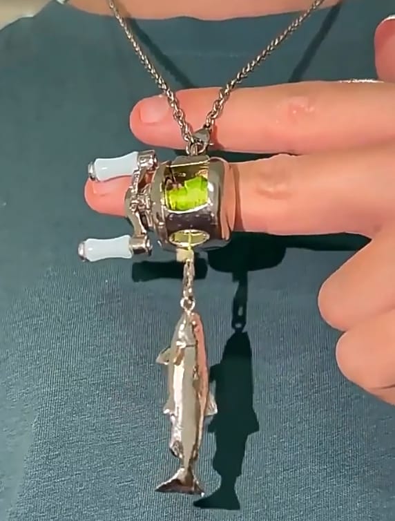 Customer photo review of ReelHook™ — Collar de Carrete para Pescadores
