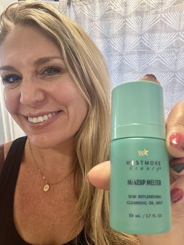 Customer photo review of Makeup Melter Cleansing Mist