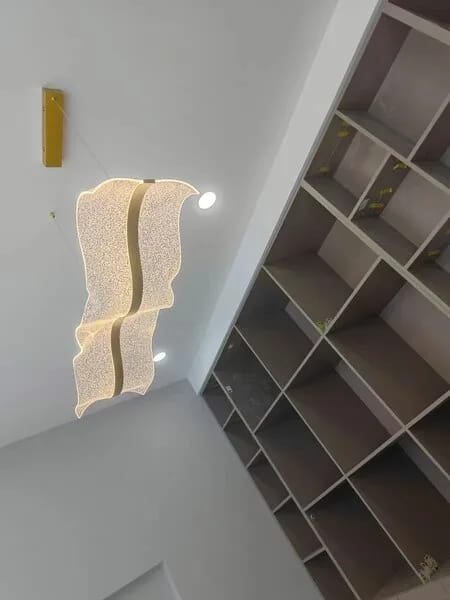 Customer photo review of Gold Chandelier for Dining Table, Undulating Acrylic, 150 cm