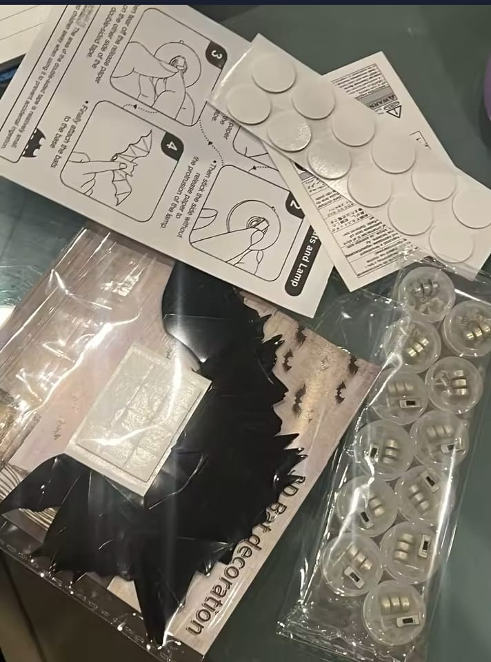 Customer photo review of Murcielagos decorativos 3D con luz