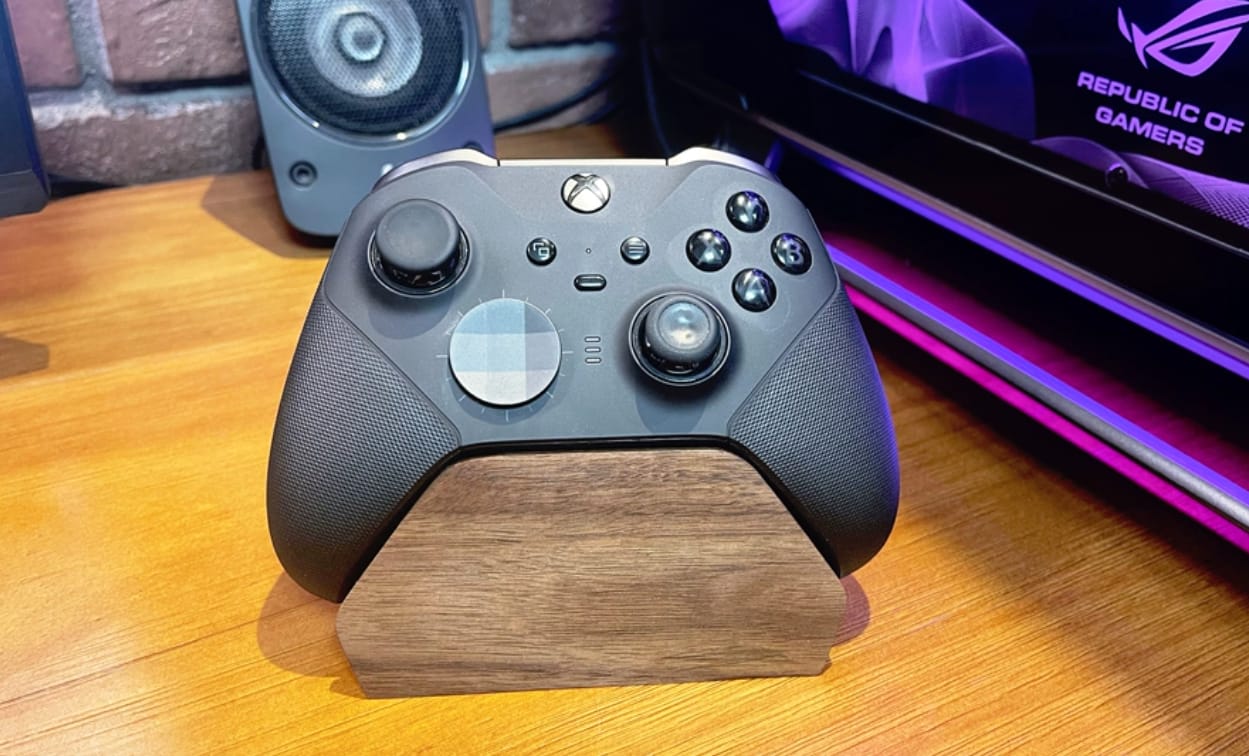 Customer photo review of PS5 Xbox Switch Pro Controller Stand