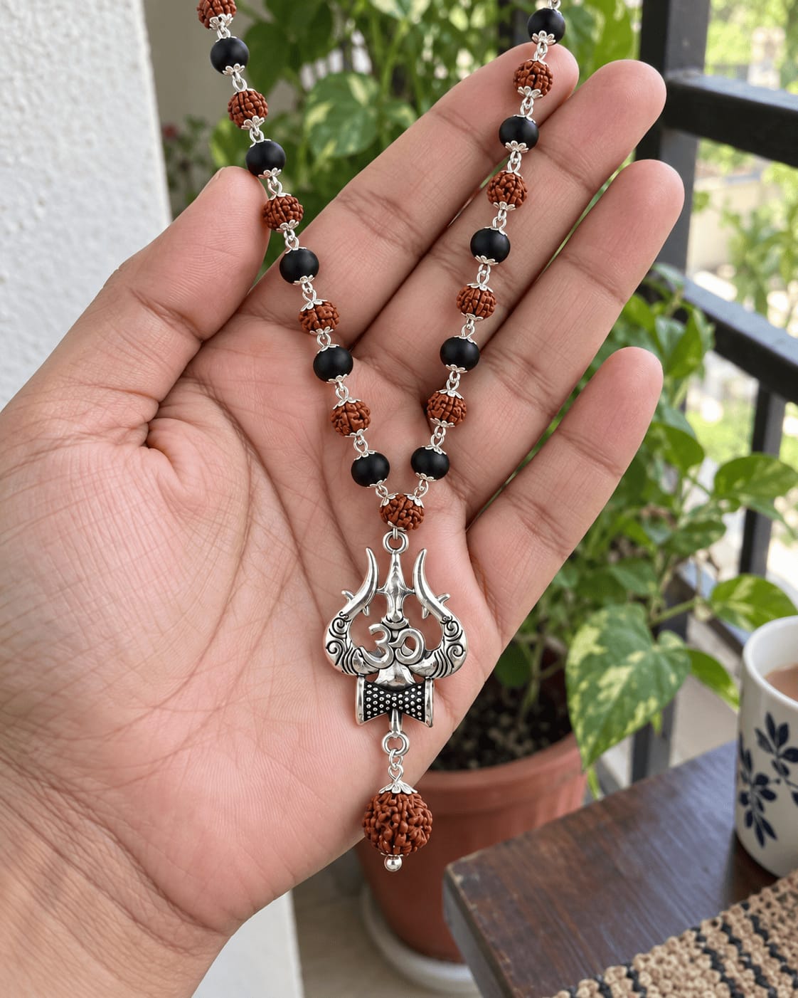 Customer photo review of Divya Karungali Rudraksha Trishul Mala