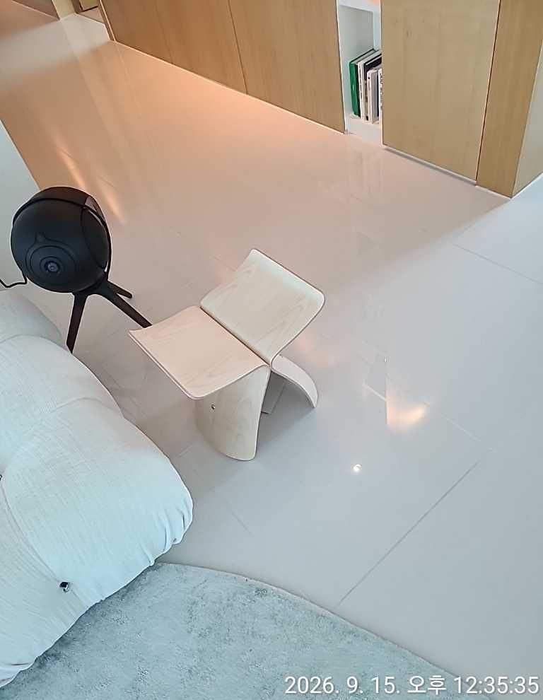 Customer photo review of Butterfly Stool