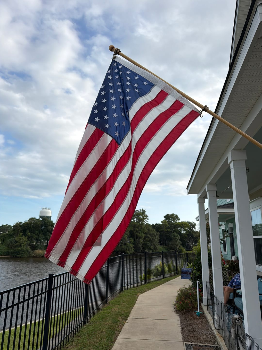Customer photo review of Non-Tangle Flagpole Spinners