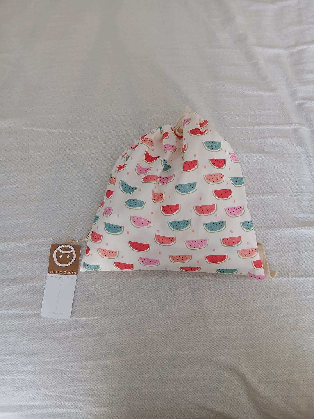 Customer photo review of Sıvı Geçirmez Etkinlik ve BLW Mama Önlüğü ve Kesesi Karpuz Desenli