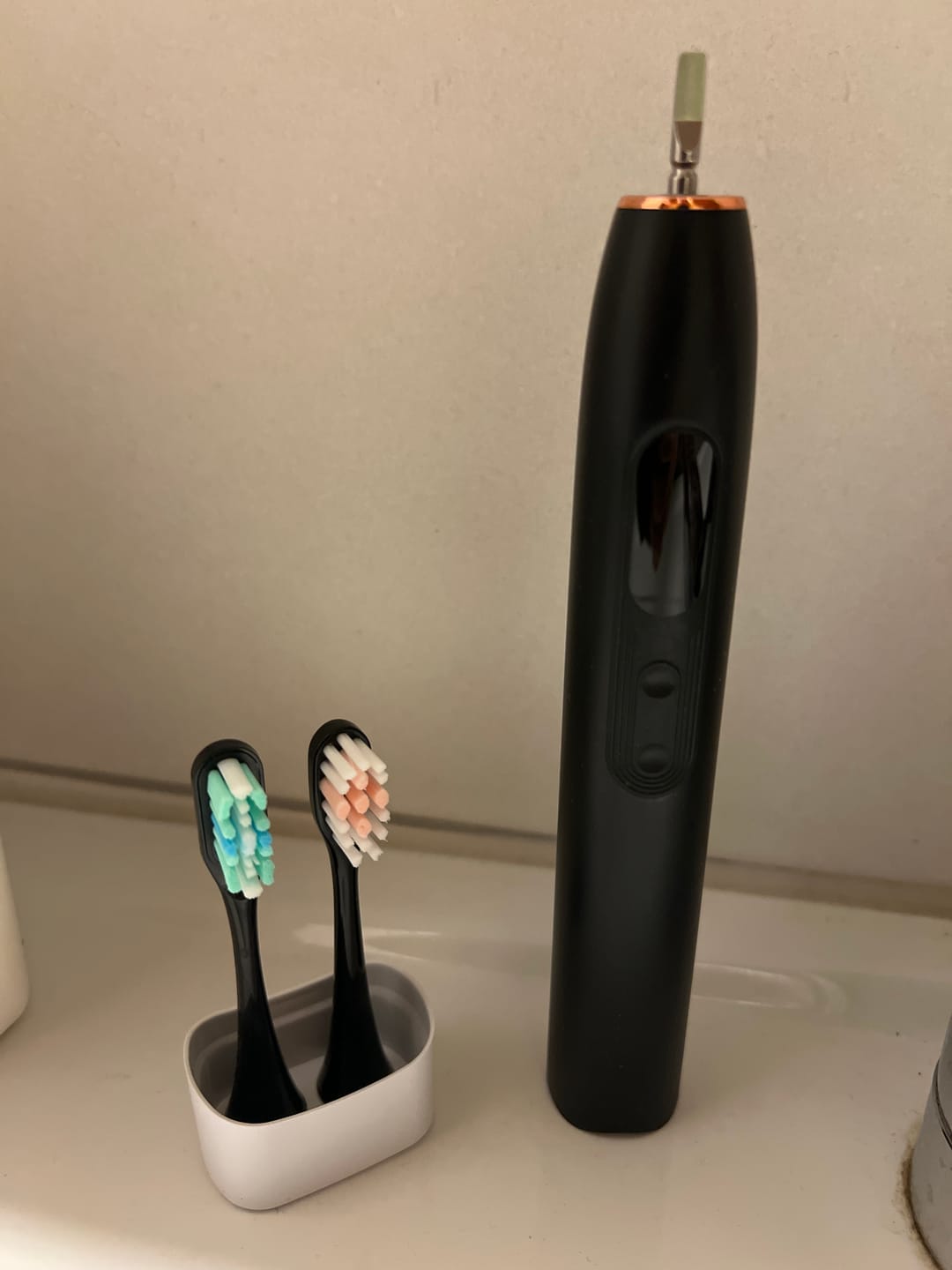 Customer photo review of Oryzom ProSonic V1 — Professionelle Zahnreinigung mit Schalltechnologie für glattere Zähne und optimale Mundhygiene