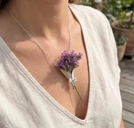 Customer photo review of Flower Bouquet Necklace