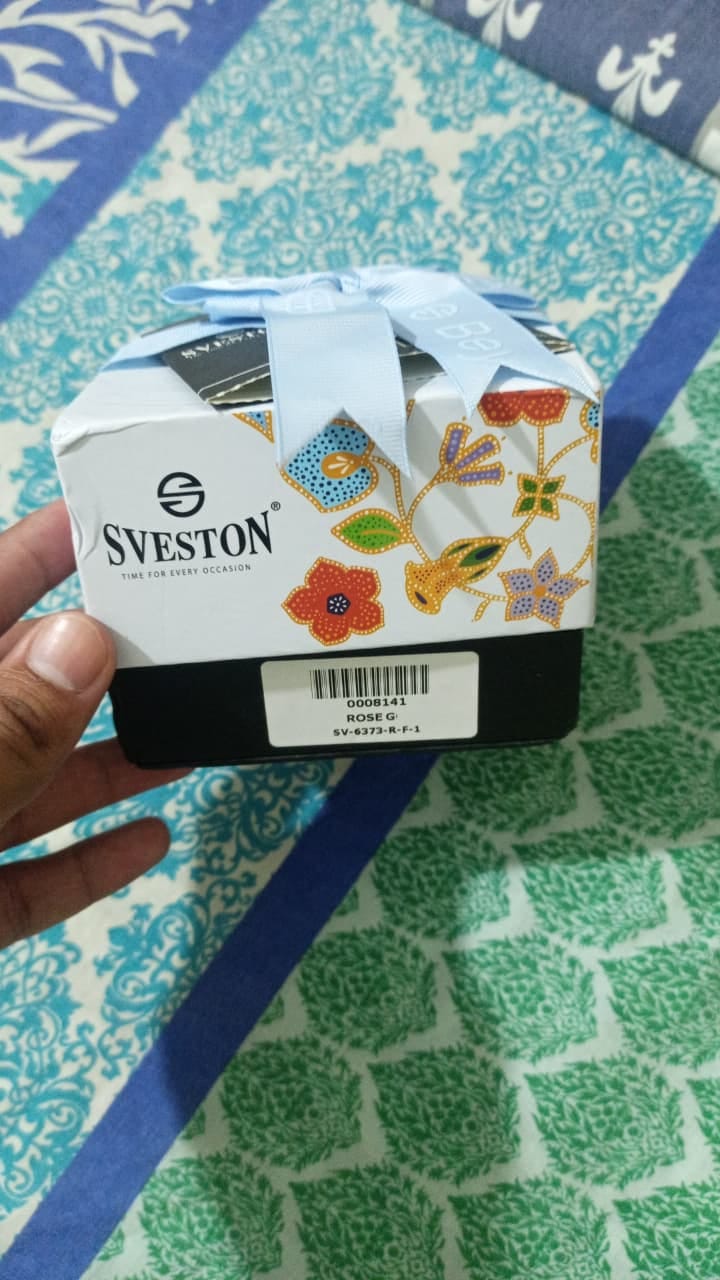 Customer photo review of Gift Wrapping