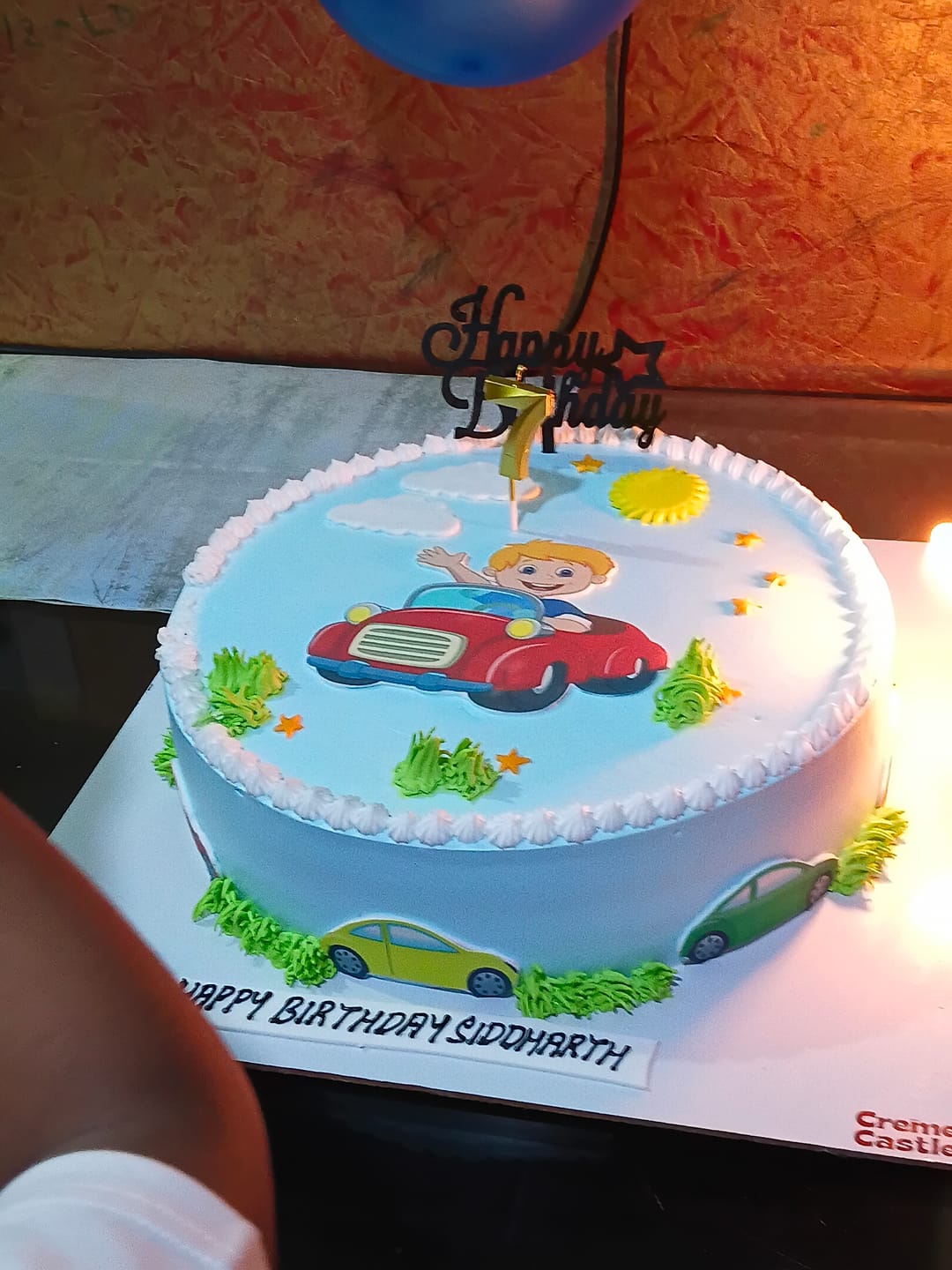 Customer photo review of Cars Theme photo Cake