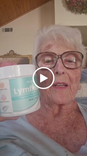 Customer photo review of Duftstofffreie, nicht fettende Anti-Juckreiz-Lotion mit Ceramid NP für trockene, gerötete und empfindliche Haut