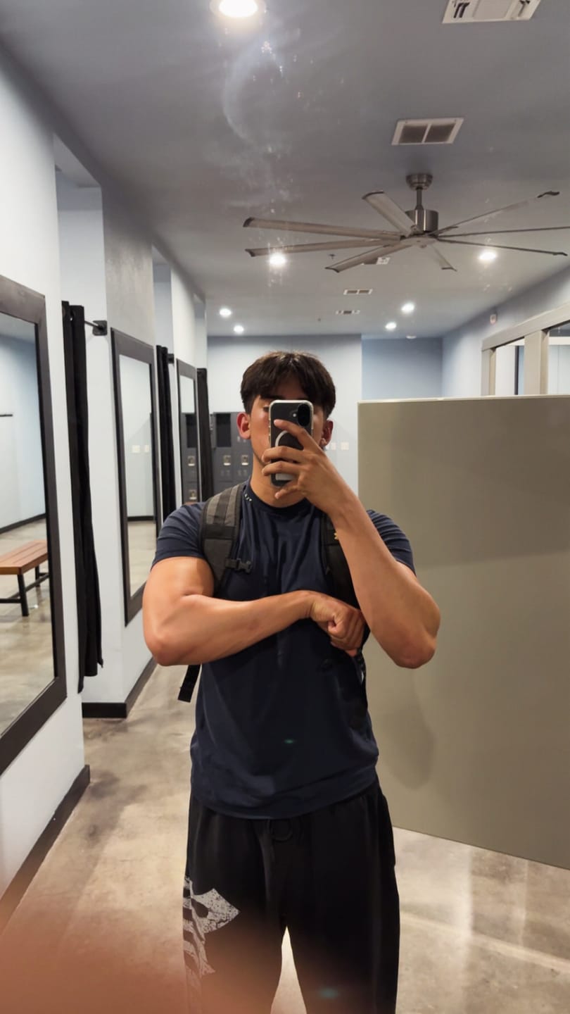 Customer photo review of 4334 - AeroTech Fitted Tees