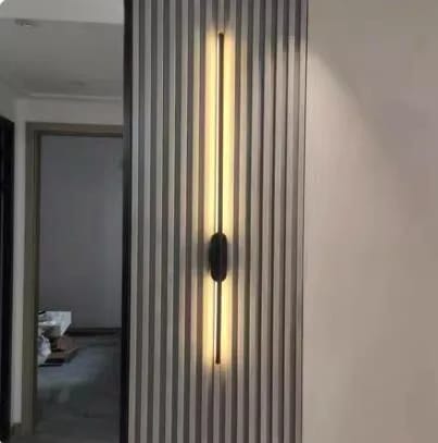 Customer photo review of Black Wall Light for Living Room, Slim Oval, 100 cm Tall