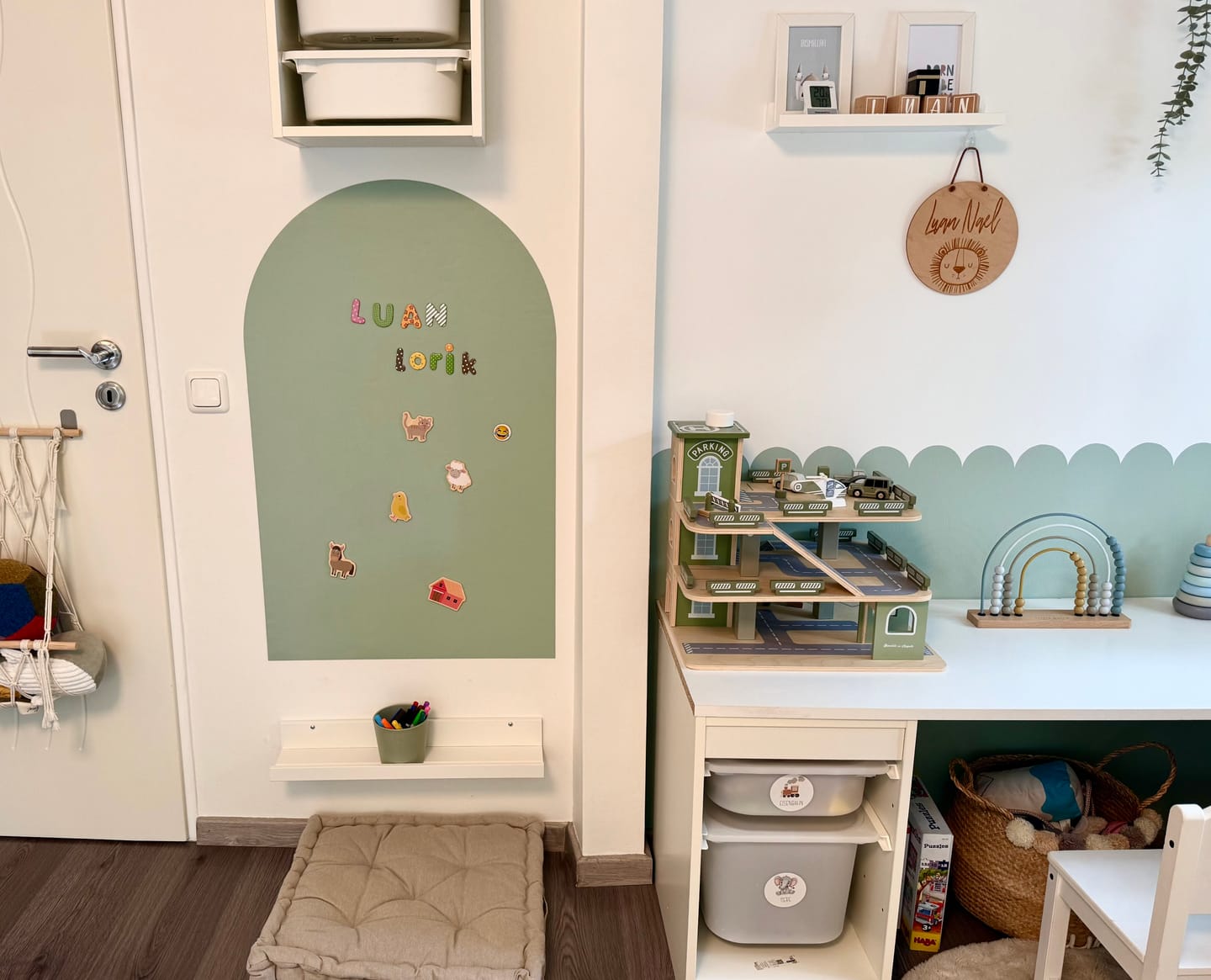 Customer photo review of Magnetwand für Kinder (90x60 cm)