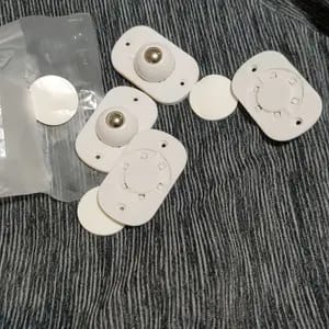 Customer photo review of Ruote Autoadesive Mini 360° Rotazione Silenziose e Resistenti
