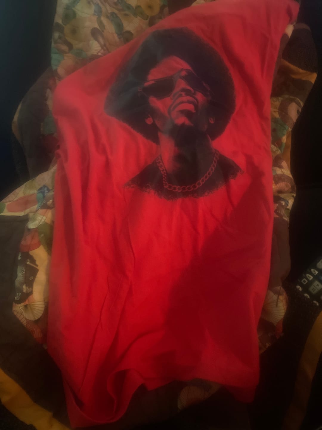 Customer photo review of Iconic Afro Soul & Shades Tee