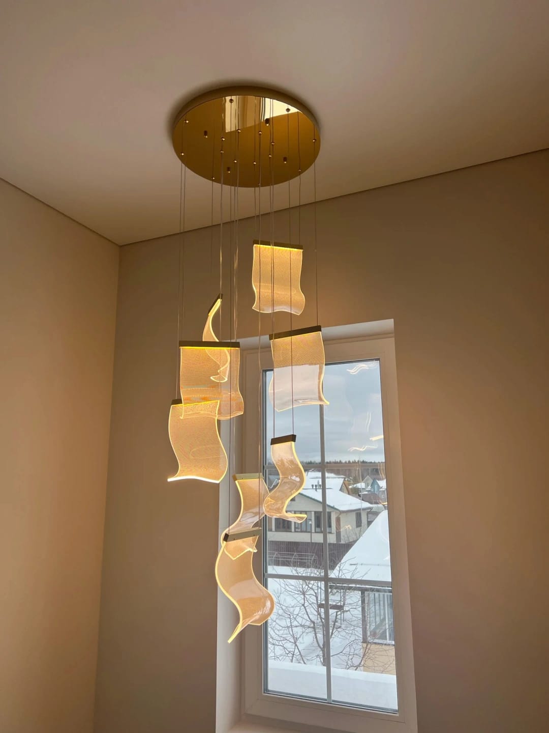 Customer photo review of Empress Gold Chandelier for Stairwell, Acrylic Panes, 225 cm