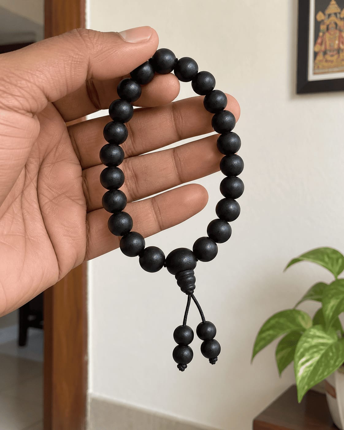 Customer photo review of Natural Karungali Bracelet