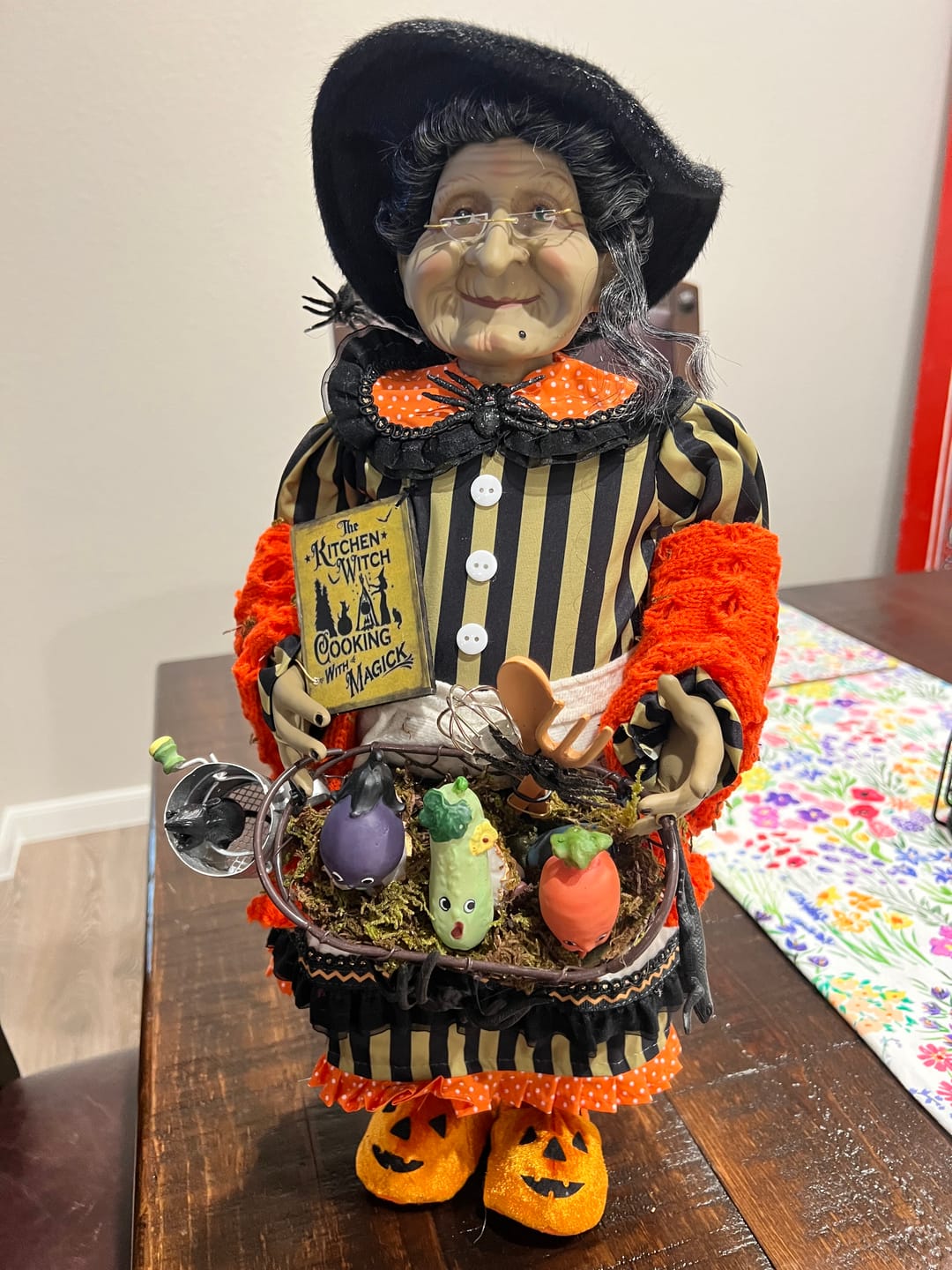 Customer photo review of Karen Didion Tillie the Kitchen Witch