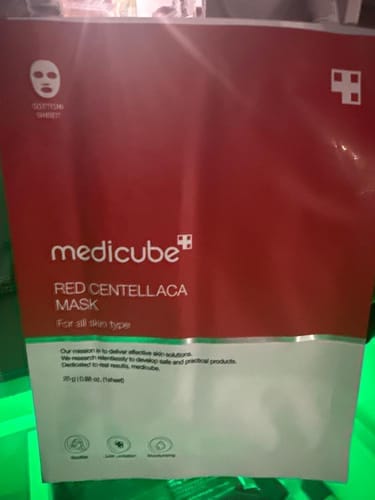 Customer photo review of Red Centellaca Mask