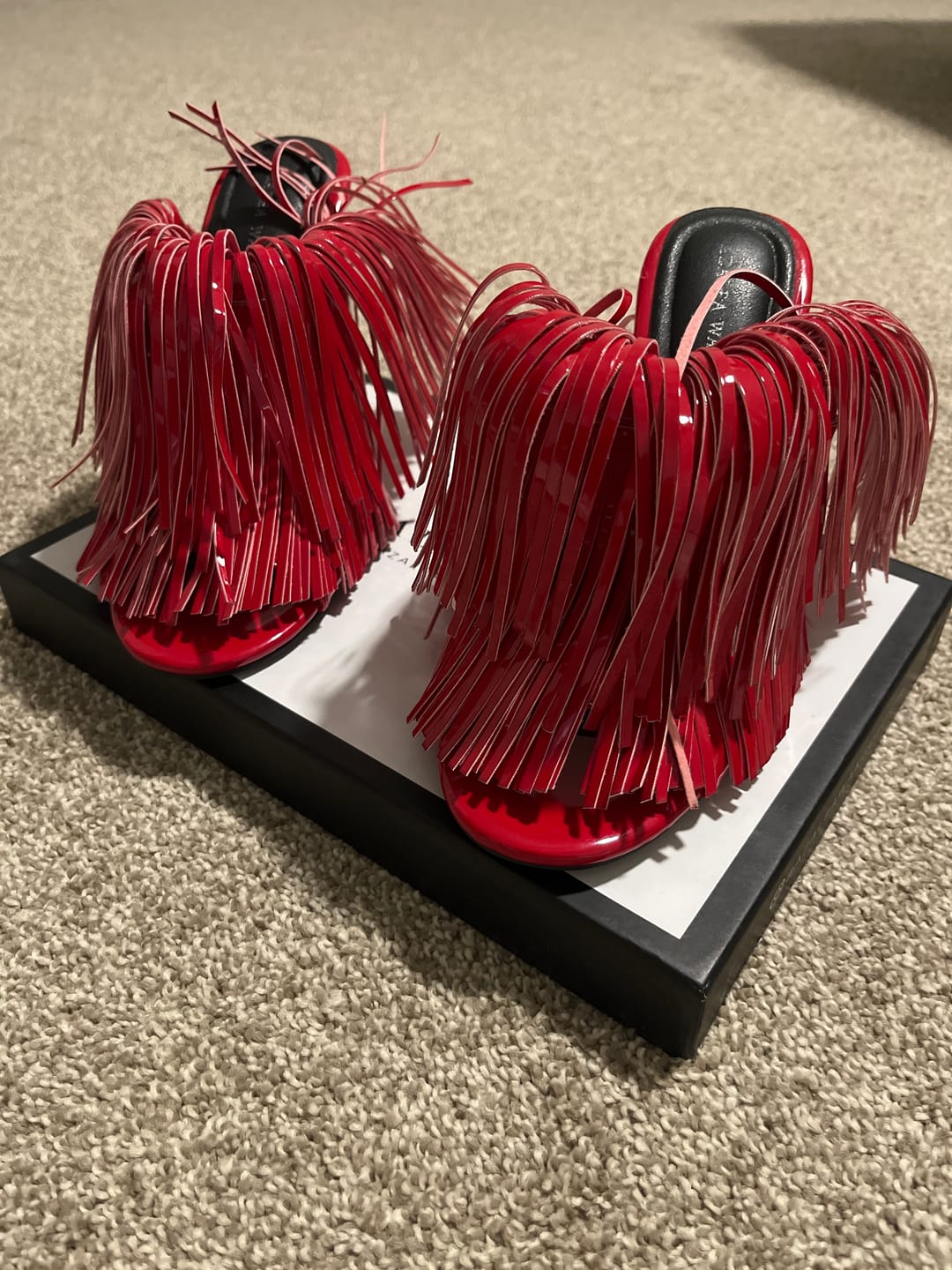Customer photo review of VAILYN-RED PATENT FRINGE WEDGE SANDAL