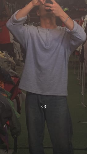 Customer photo review of HENLEY (G)