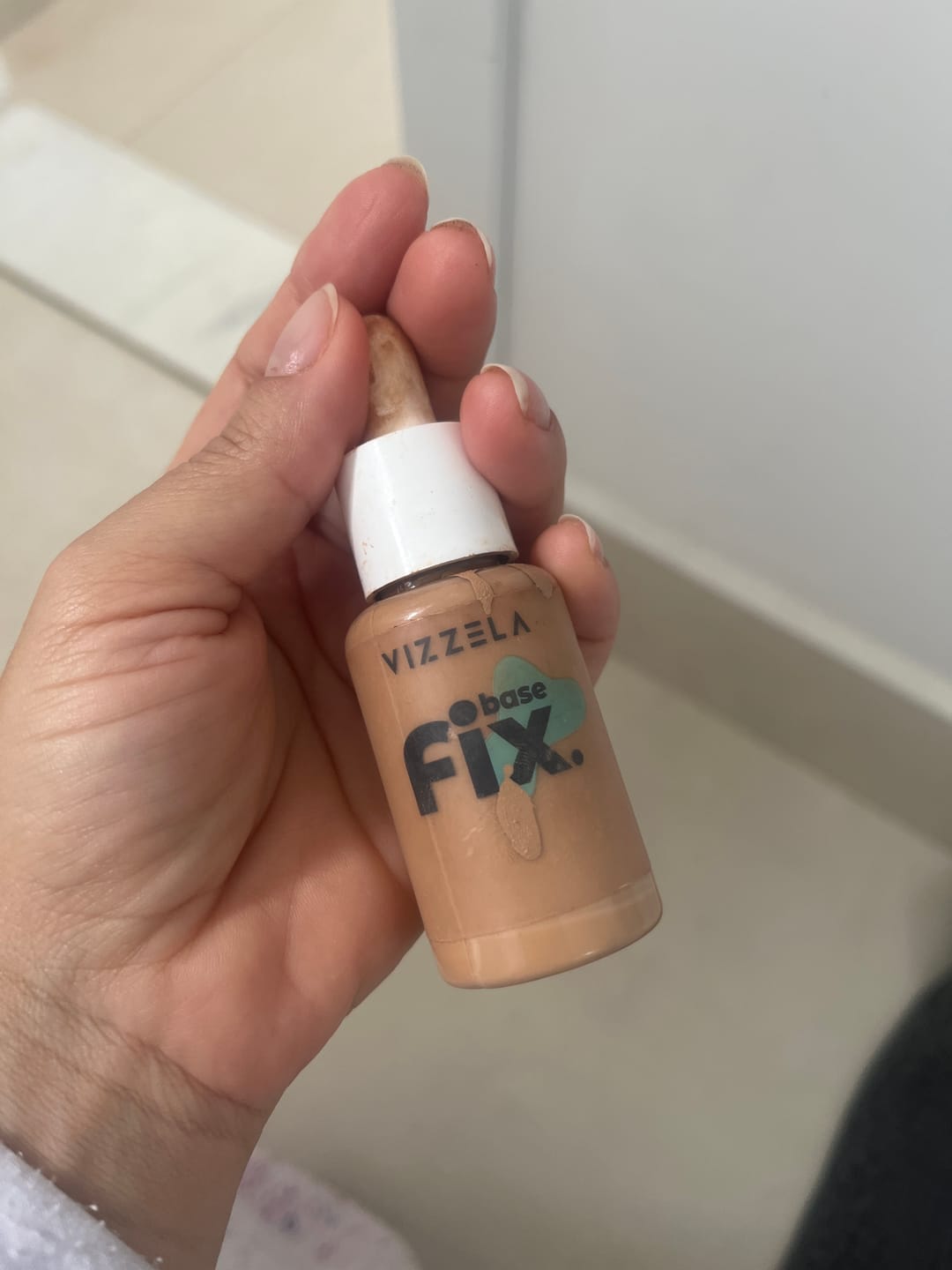 Customer photo review of Base Líquida FIX - Vizzela