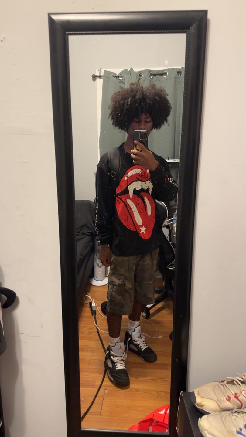 Customer photo review of Omirad Waffle Knit Lips Graphic Long Sleeve Tee