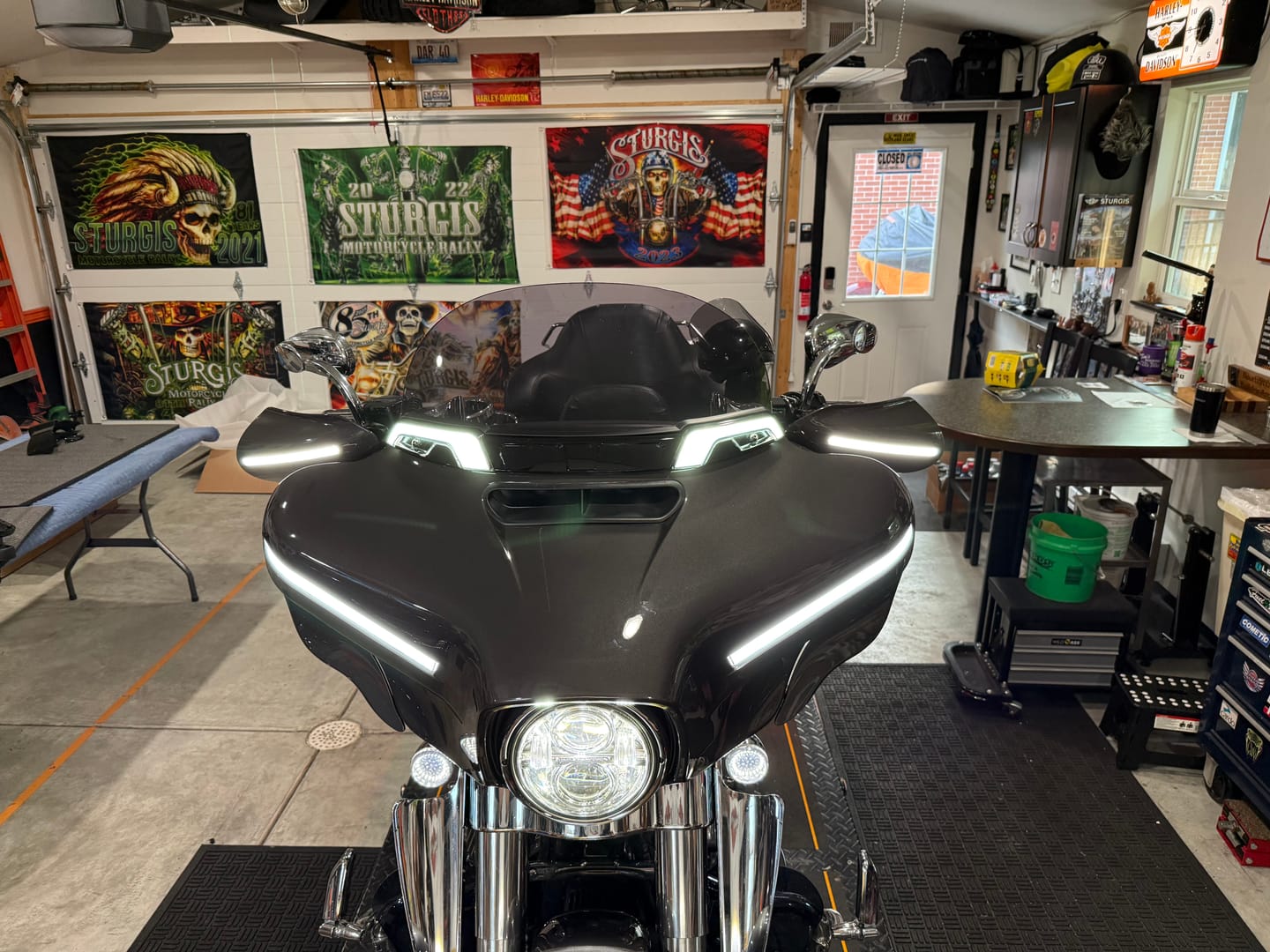 Customer photo review of ADJUSTABLE FAIRING AIR DEFLECTORS FOR 2014-2023 BATWING