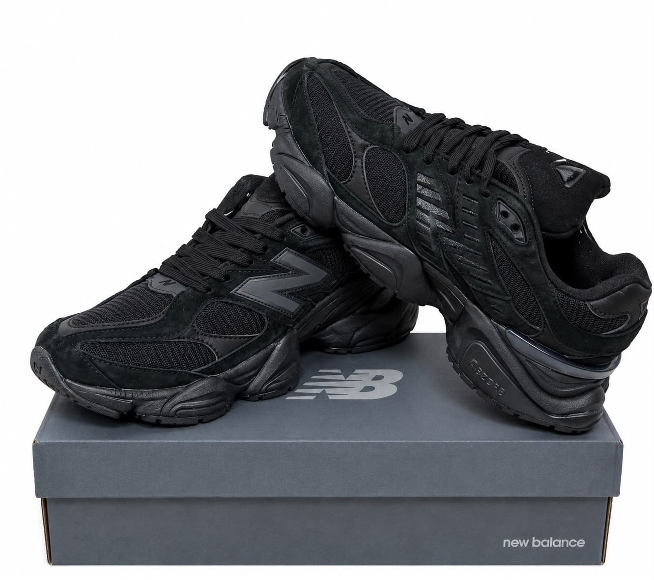 Customer photo review of Tenis New Balance 9060 Black Cement Importado