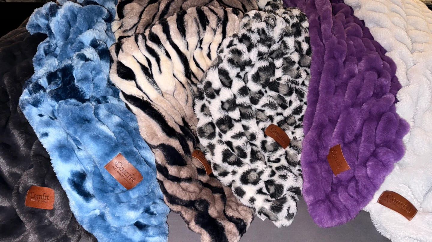 Customer photo review of Dreamer Blanket | Super Soft