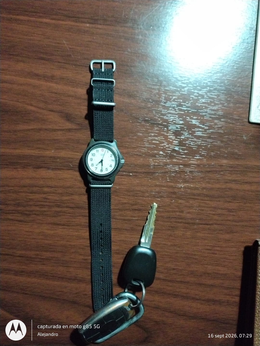 Customer photo review of Correa Nato Dando La Hora Negro
