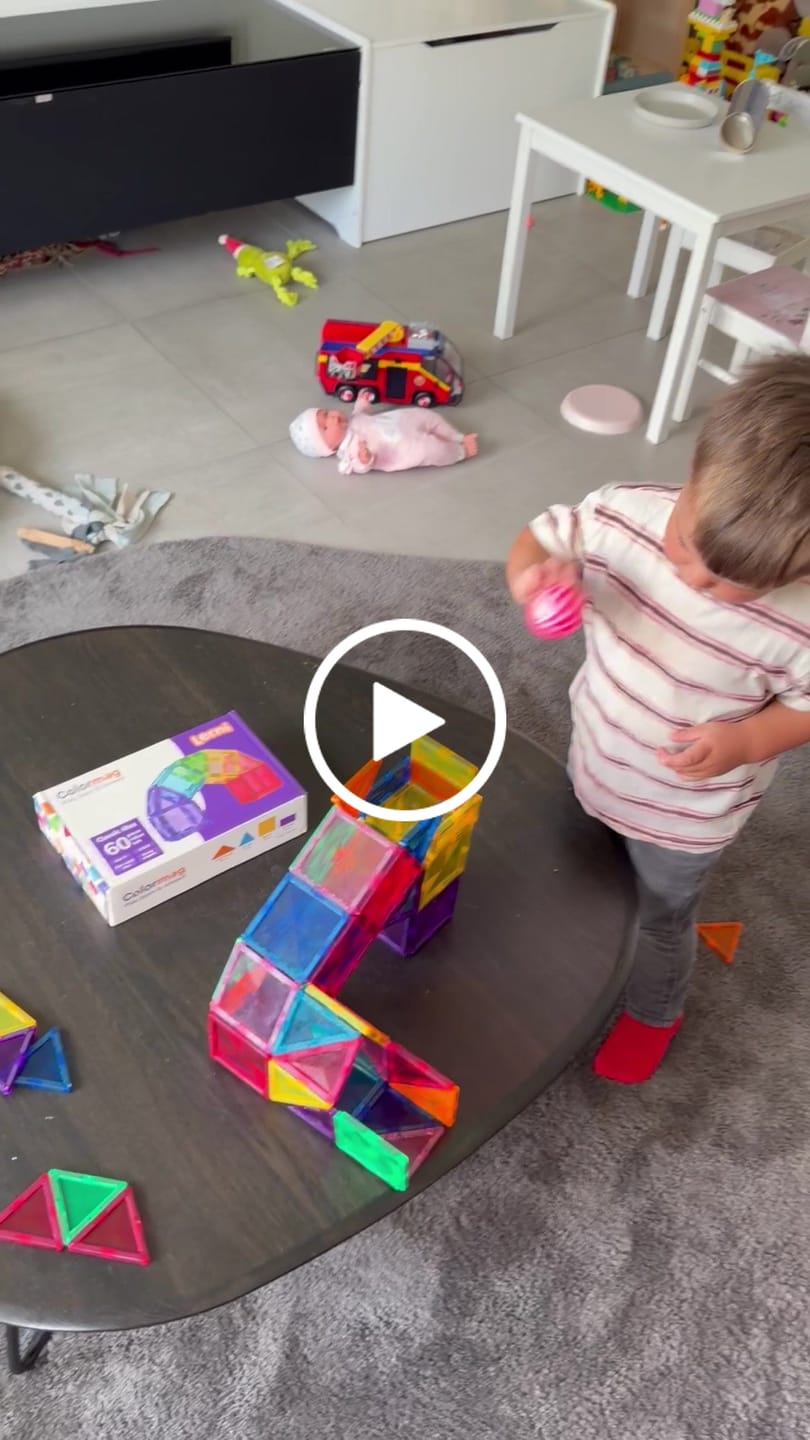 Customer video review of Magnetic Building Set Colormag Start - classic