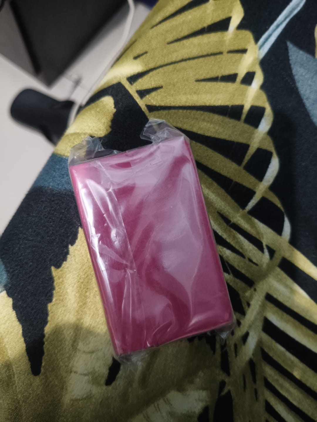 Customer photo review of NEW ROSMAR MILKY BAR SOAP | 75G | TAWAS CALAMANSI W/ TEATREE & NIACINAMIDE